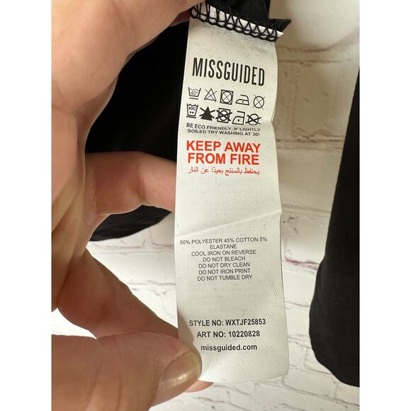 NEW ASOS Missguided 2 Pack Button Front Long Sleeve Crop Tops Black Womens US 2 - Picture 4 of 5